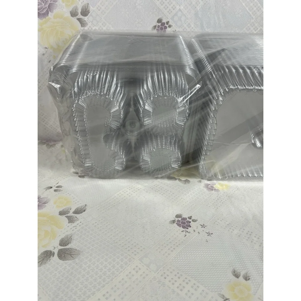 Resistant Cupcake Container  , 4-Compartment - 45 pcs Clear‎ Plastic